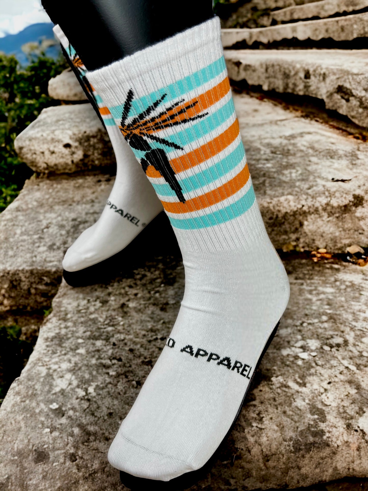 BREEZE I-logo Crew Socks